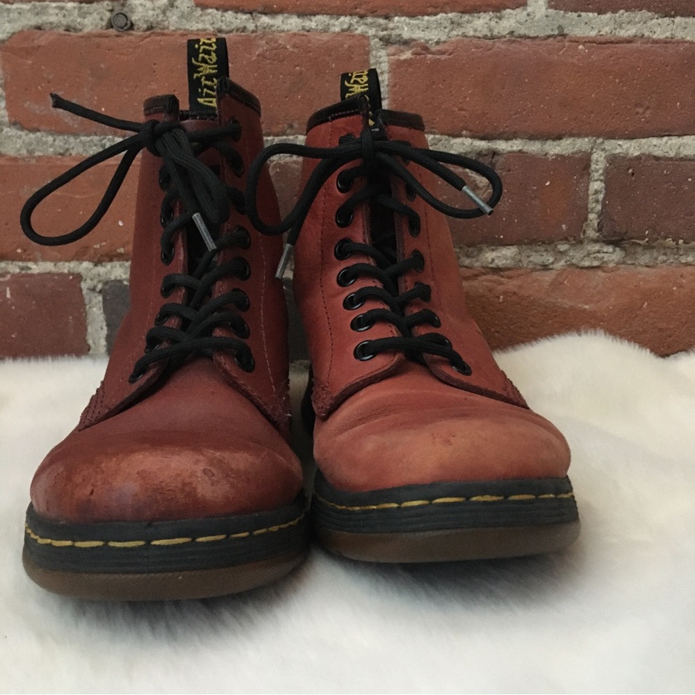 Rare well loved Dr Martens 1460 8 eye soft leather lace up boos
